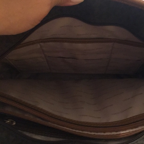 Michael Kors Tote - Picture 6 of 7